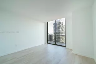 45 SW 9th St, Miami, FL 33130 - Photo 16