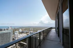 45 SW 9th St, Miami, FL 33130 - Photo 6