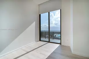 45 SW 9th St, Miami, FL 33130 - Photo 32