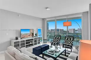 400 Sunny Isles Blvd, Sunny Isles Beach, FL 33160 - Photo 10