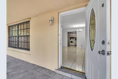 1322 SW 26th Ter, Fort Lauderdale, FL 33312 - Photo 2