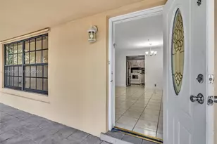 1322 SW 26th Terrace, Fort Lauderdale, FL 33312 - Photo 2