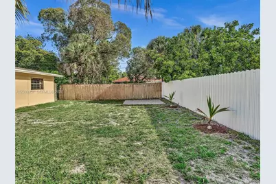 1322 SW 26th Ter, Fort Lauderdale, FL 33312 - Photo 36