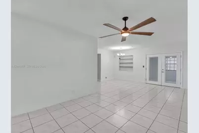 1322 SW 26th Ter, Fort Lauderdale, FL 33312 - Photo 8