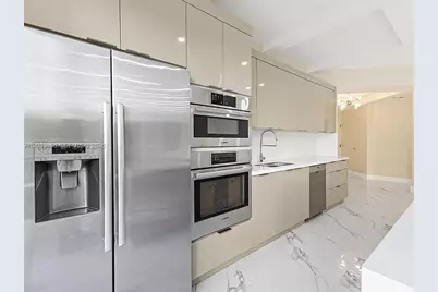 3900 Island Blvd #B408, Aventura, FL 33160 - Photo 2