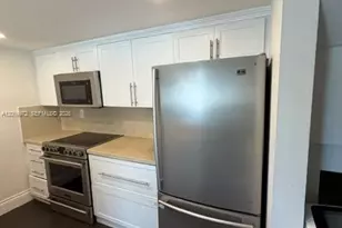 4590 SW 68th Ct Cir, Miami, FL 33155 - Photo 16