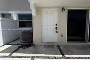 4590 SW 68th Ct Cir, Miami, FL 33155 - Photo 2