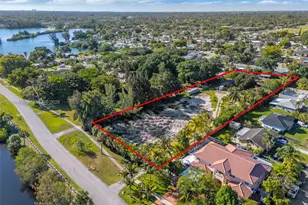 4351 SW 25th St, Fort Lauderdale, FL 33317 - Photo 2