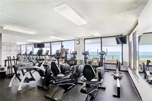 5555 Collins Ave, Miami Beach, FL 33140 - Photo 8