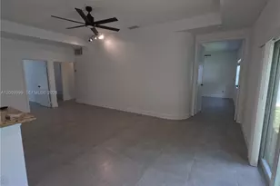 1211 SW 84th Terrace, Pembroke Pines, FL 33025 - Photo 18