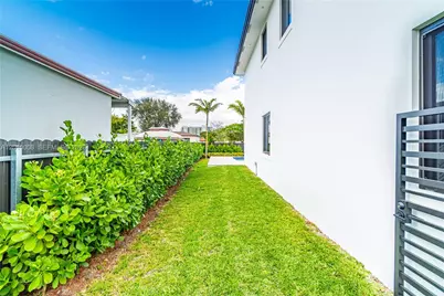 6535 SW 26th St, Miami, FL 33155 - Photo 24