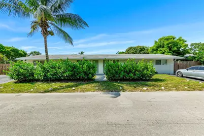 700 NW 18th St #1-2, Fort Lauderdale, FL 33311 - Photo 1