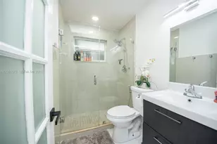 150 NE 31st St, Pompano Beach, FL 33064 - Photo 10