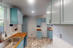 265 NW 80th St, Miami, FL 33150 - Photo 10