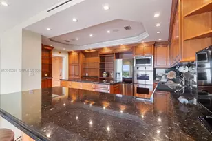 1800 NE 114th St, Miami, FL 33181 - Photo 12