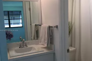 7995 SW 86th St, Miami, FL 33143 - Photo 4