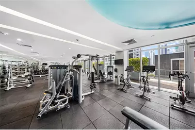 500 Brickell Ave #3707, Miami, FL 33131 - Photo 40