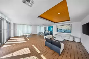 500 Brickell Ave, Miami, FL 33131 - Photo 32