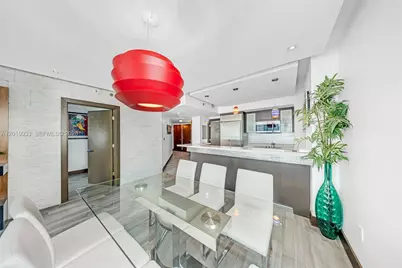 500 Brickell Ave #3707, Miami, FL 33131 - Photo 8