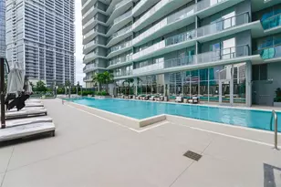 77 SE 5th St, Miami, FL 33131 - Photo 52
