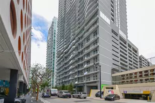 77 SE 5th St, Miami, FL 33131 - Photo 66