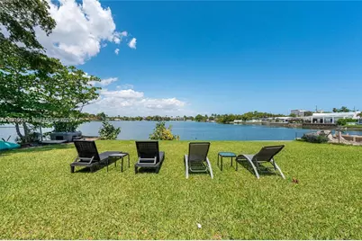 2501 NE 209th Ter, Miami, FL 33180 - Photo 26