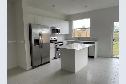 12372 NW 23rd Ct #12372, Miami, FL 33167 - Photo 18