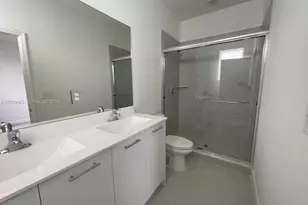 12372 NW 23rd Ct, Miami, FL 33167 - Photo 2