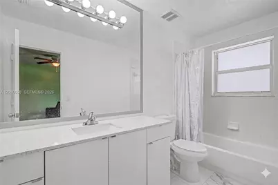 18901 SW 15th St, Pembroke Pines, FL 33029 - Photo 22