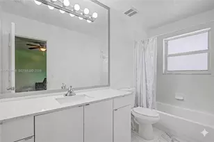 18901 SW 15th St, Pembroke Pines, FL 33029 - Photo 22