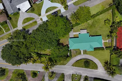 6065 N Waterway Dr, Miami, FL 33155 - Photo 4