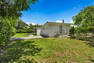 6065 N Waterway Dr, Miami, FL 33155 - Photo 28