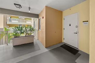 100 Meridian Ave, Miami Beach, FL 33139 - Photo 22