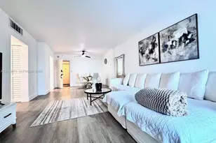 400 Kings Point Dr, Sunny Isles Beach, FL 33160 - Photo 2
