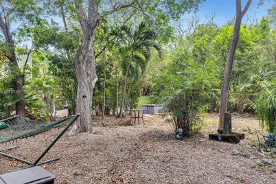 122 Ocean View Dr, Tavernier, FL 33070 - Photo 16