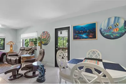 122 Ocean View Dr, Tavernier, FL 33070 - Photo 2