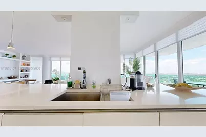 5025 Collins Ave #2206, Miami Beach, FL 33140 - Photo 54