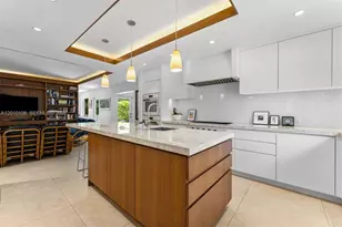 690 Warren Ln, Key Biscayne, FL 33149 - Photo 12