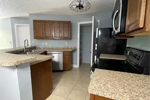9999 Summerbreeze Dr, Sunrise, FL 33322 - Photo 10