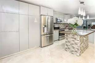 928 NE 27th Ave, Hallandale Beach, FL 33009 - Photo 10