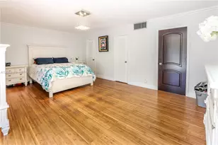 928 NE 27th Ave, Hallandale Beach, FL 33009 - Photo 20