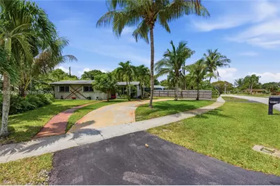 1118 NW 16th St, Fort Lauderdale, FL 33311 - Photo 2