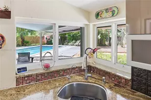 1118 NW 16th St, Fort Lauderdale, FL 33311 - Photo 16