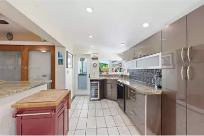 1118 NW 16th St, Fort Lauderdale, FL 33311 - Photo 18