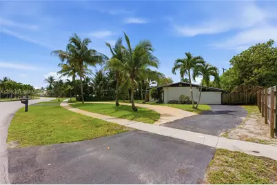 1118 NW 16th St, Fort Lauderdale, FL 33311 - Photo 6