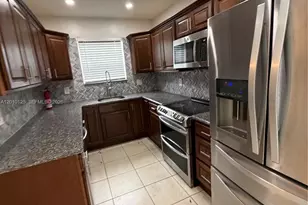 1619 Shenandoah St, Hollywood, FL 33020 - Photo 2
