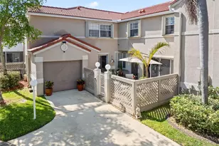 11004 Neptune Dr, Cooper City, FL 33026 - Photo 2