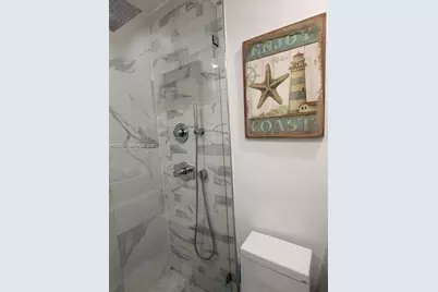 1043 NW 2nd St #3, Miami, FL 33128 - Photo 4