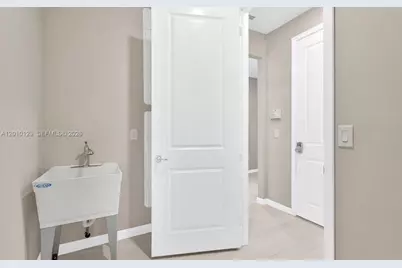 9107 Rally Spring Loop, Other City - In The State Of Florida, FL 33545 - Photo 10