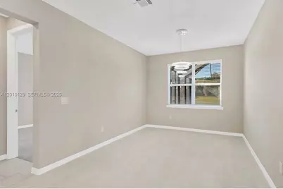 9107 Rally Spring Loop, Other City - In The State Of Florida, FL 33545 - Photo 32